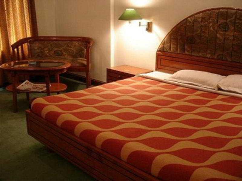 Hotel Vaibhav Bénarès Extérieur photo
